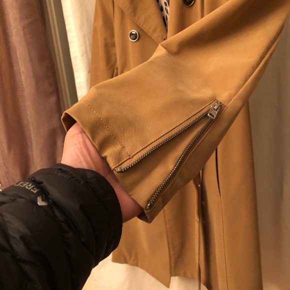 Black Rivet trench - Picture 7 of 8